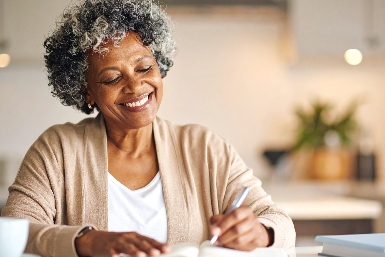 Mulher 50+: Por que este é o melhor momento da sua vida para se reinventar — e transformar outras vidas